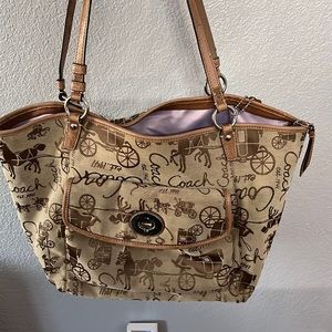 Authentic Horse and Carriage Bag!